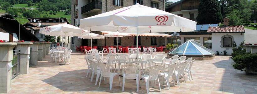 בית מלון כפרי Carrara