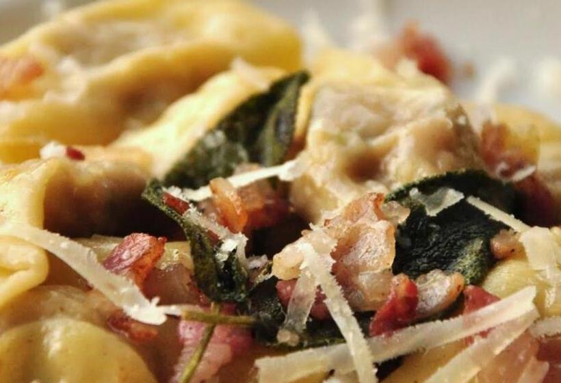 בית מלון כפרי Carrara