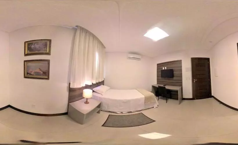 Hotelli Dolomiti Caravaggio