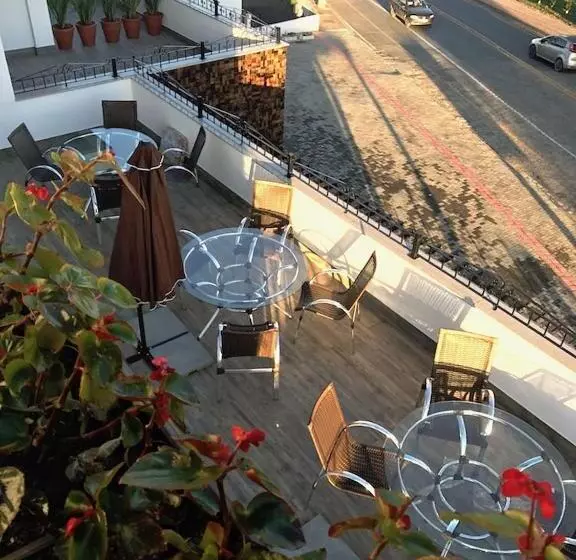 Hotelli Dolomiti Caravaggio