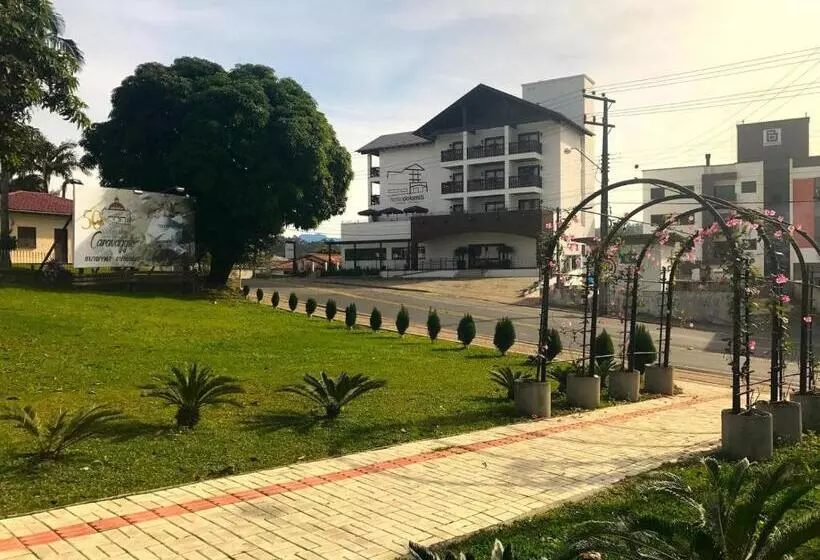 Hotelli Dolomiti Caravaggio