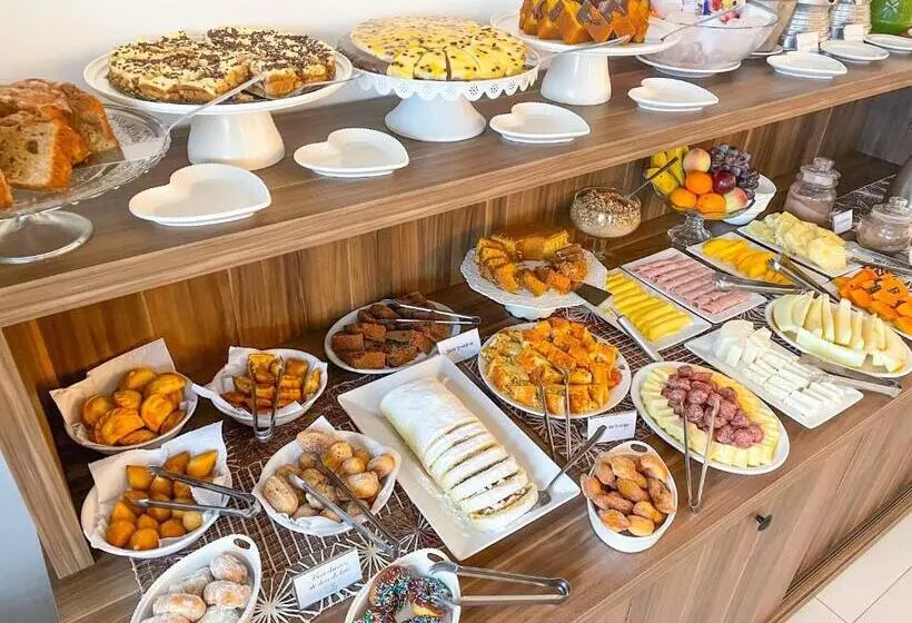 Hotelli Dolomiti Caravaggio