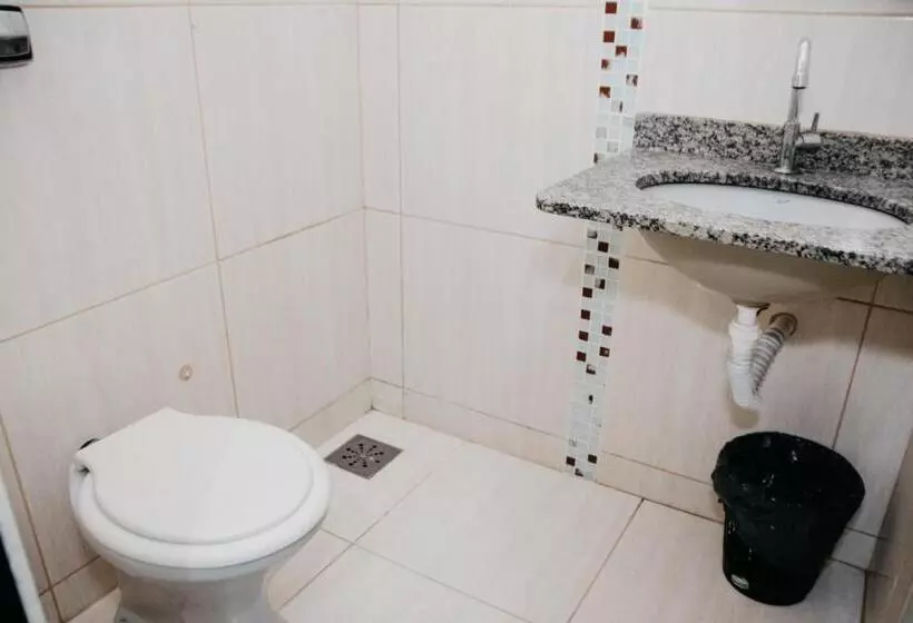 ホテル Lumem Taguatinga Sul