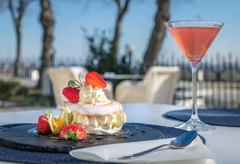 هتل Mera Brise