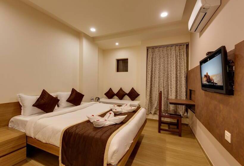 בית מלון כפרי Shree Sai