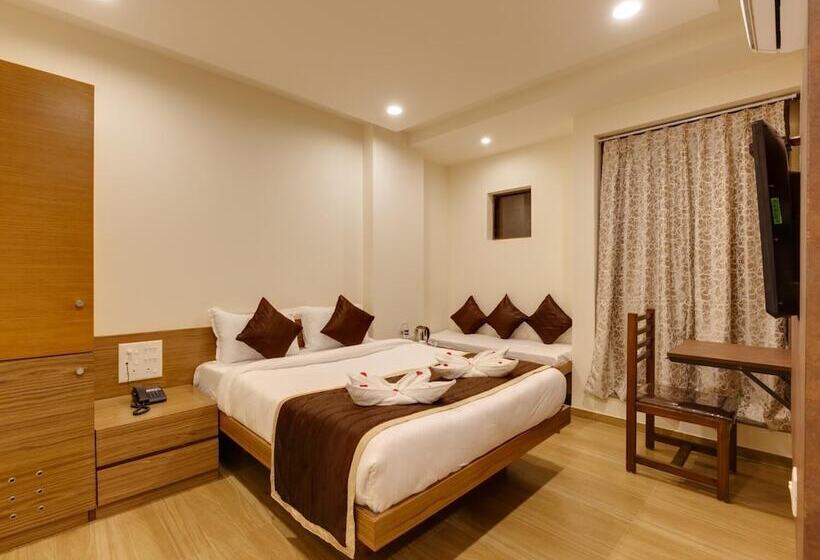 בית מלון כפרי Shree Sai