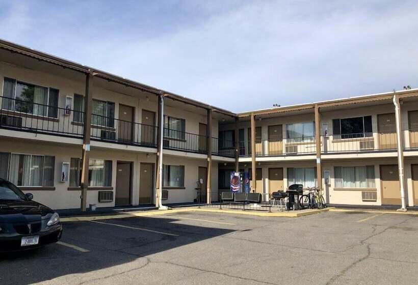 مُتل Imperial Inn