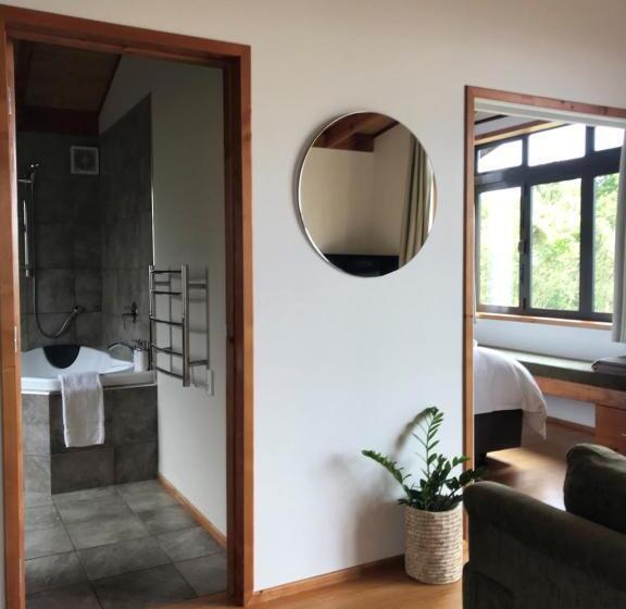 منتجع Adrift In Golden Bay  Absolute Beachfront Villas