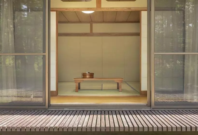 旅館 Yamanaka Lake Ryozan