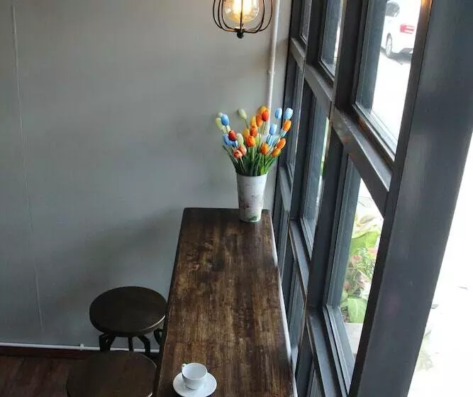 Zleep Inn Chiang Mai   Hostel