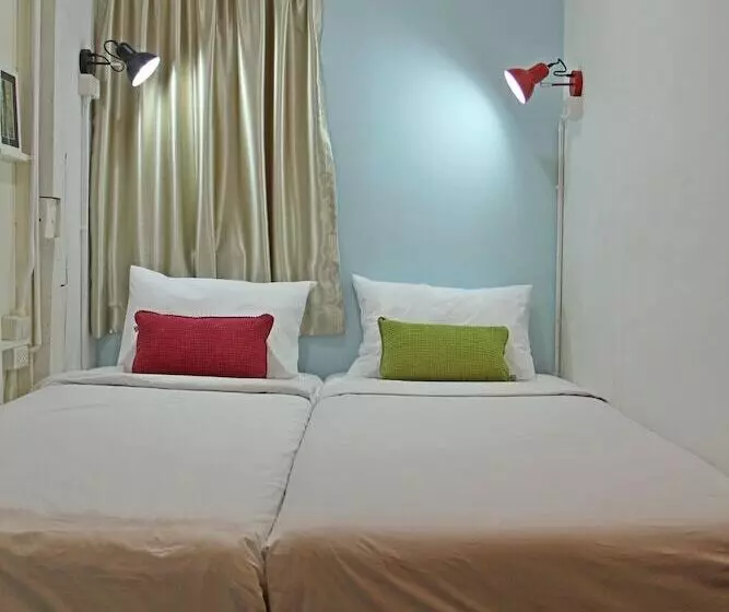 Zleep Inn Chiang Mai   Hostel