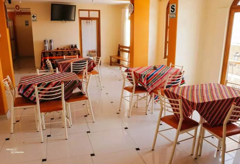 تختخواب و صبحانه Marlon S House Puno Peru