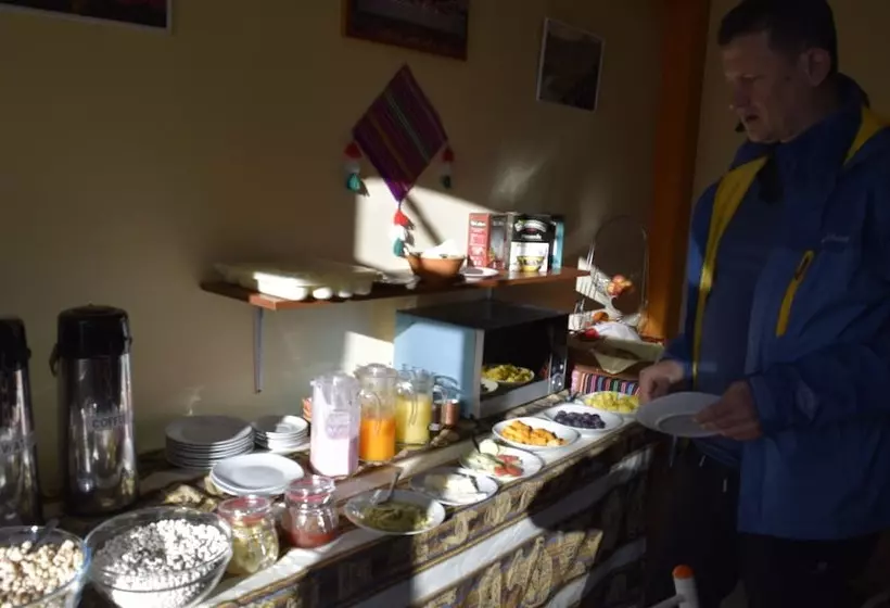 تختخواب و صبحانه Marlon S House Puno Peru
