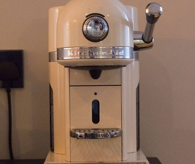 민박 The Peacock At Barlow