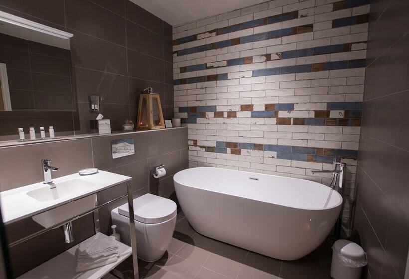 민박 The Peacock At Barlow