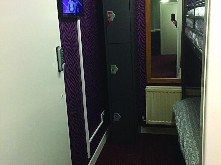 Bobby S Bunkhouse Hostel