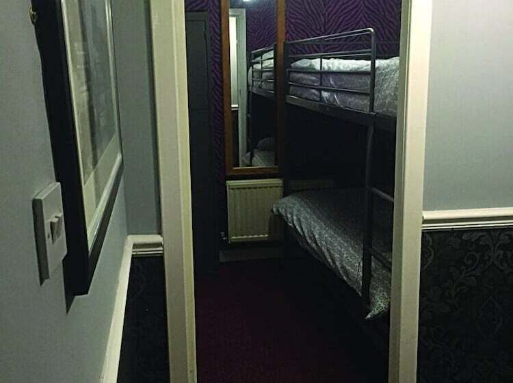 Bobby S Bunkhouse Hostel