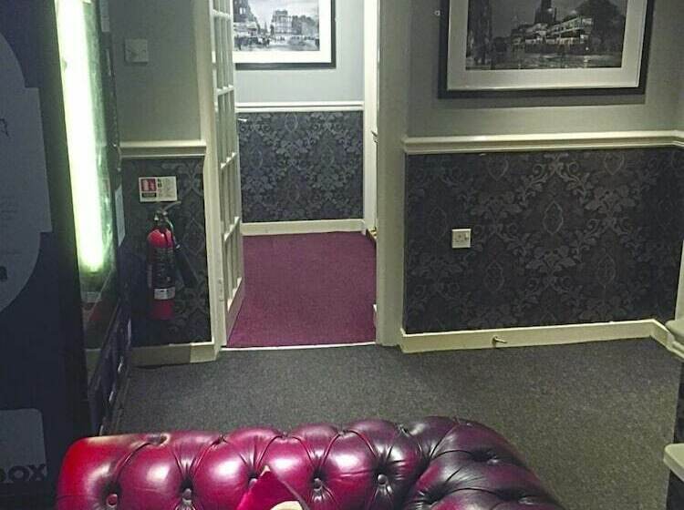 Bobby S Bunkhouse Hostel