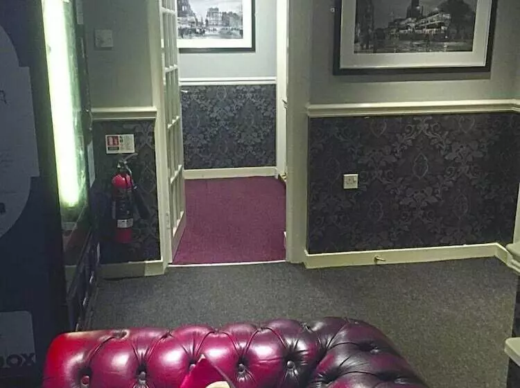 Bobby S Bunkhouse   Hostel