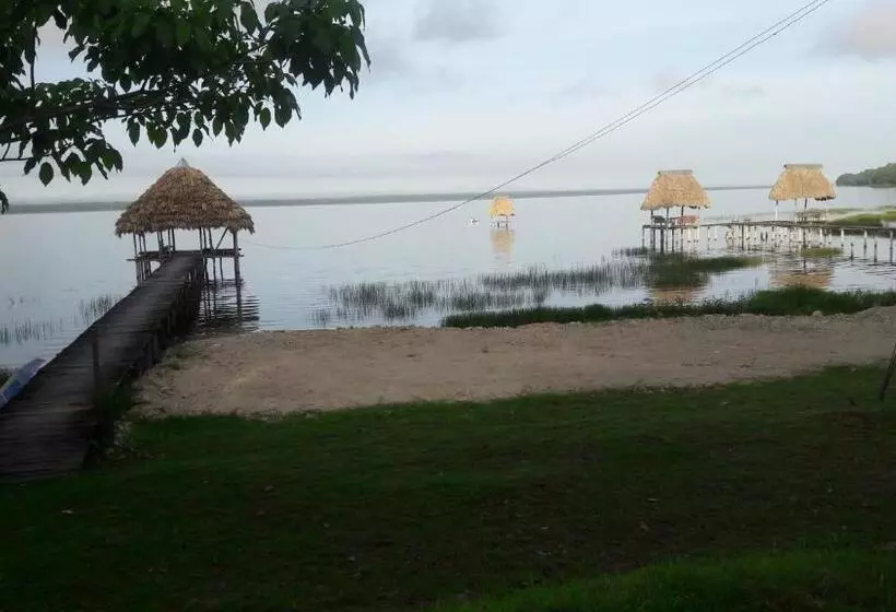 هتل Zazil Ha Hostel