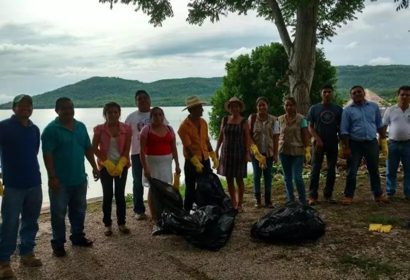 هتل Zazil Ha Hostel