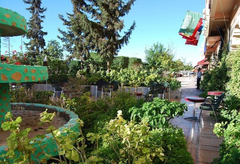 酒店 Hôtel Café Restaurant Assaka