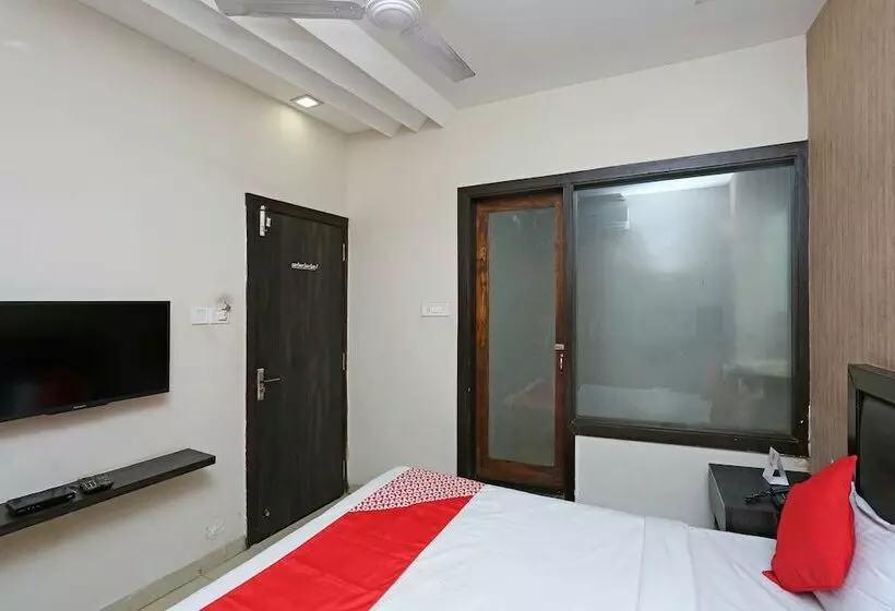 Hotelli Oyo 6325  Kiran