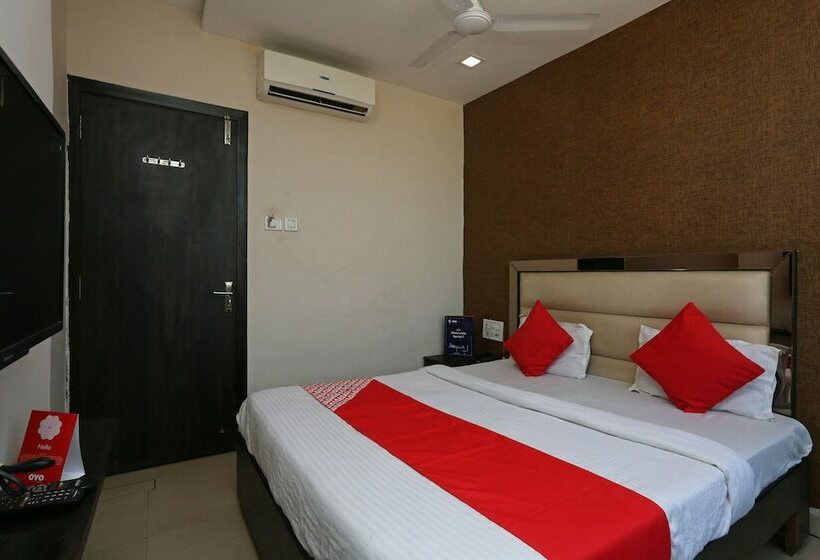 酒店 Oyo 6325  Kiran