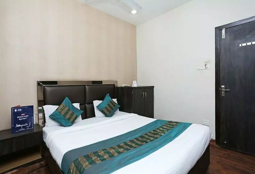 Hotelli Oyo 6325  Kiran