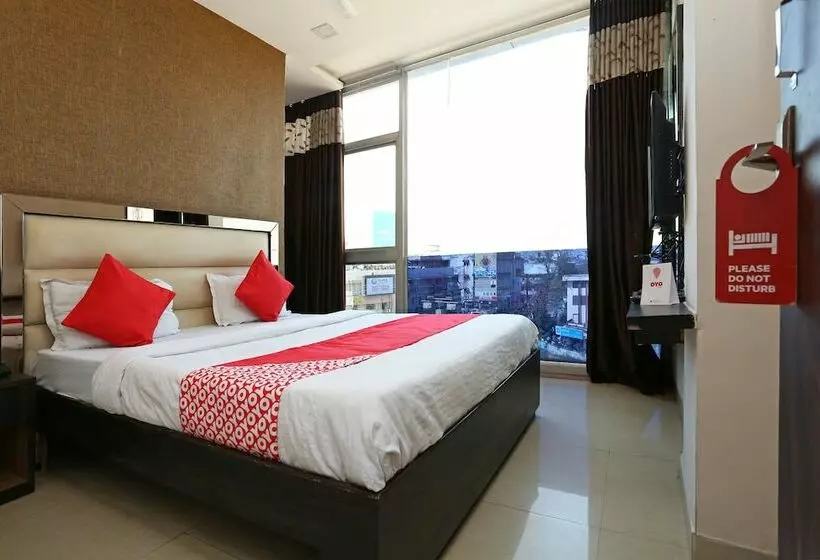 Hotelli Oyo 6325  Kiran