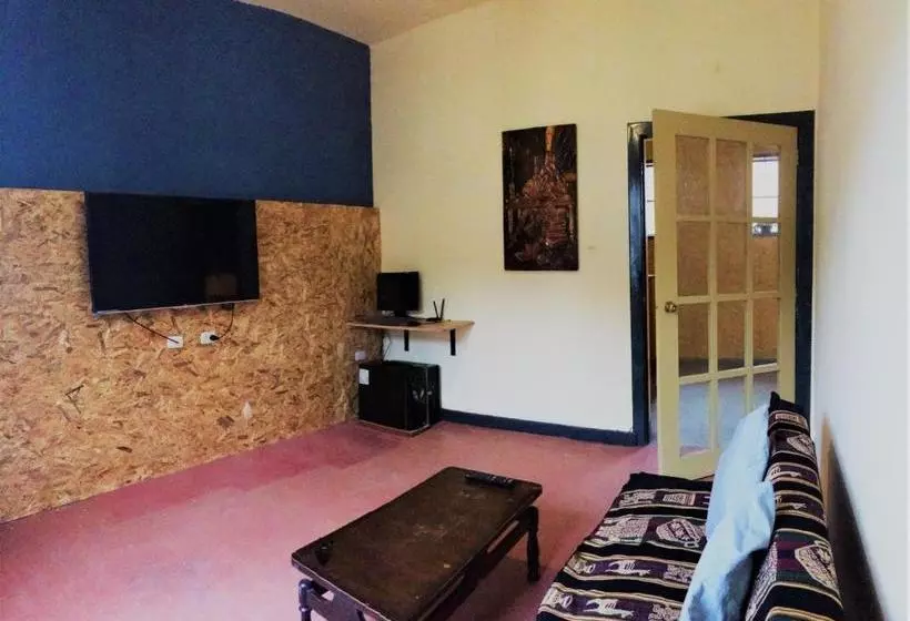 Peter S Hostel