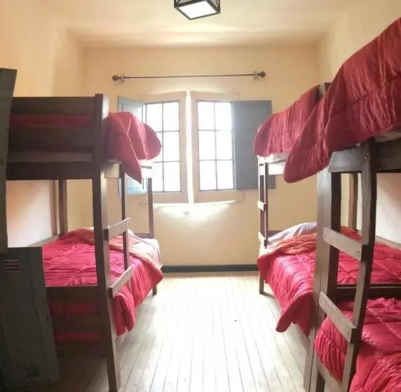 Peter S Hostel