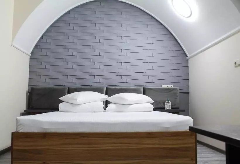 Square Hostel