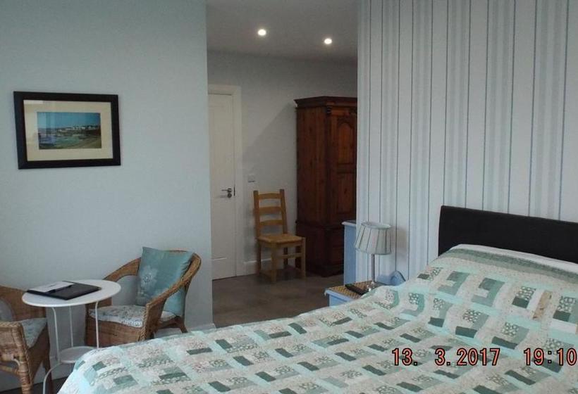 住宿加早餐  Water S Edge Glenarm Self Catering Apartments