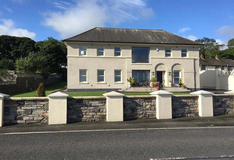 住宿加早餐  Water S Edge Glenarm Self Catering Apartments