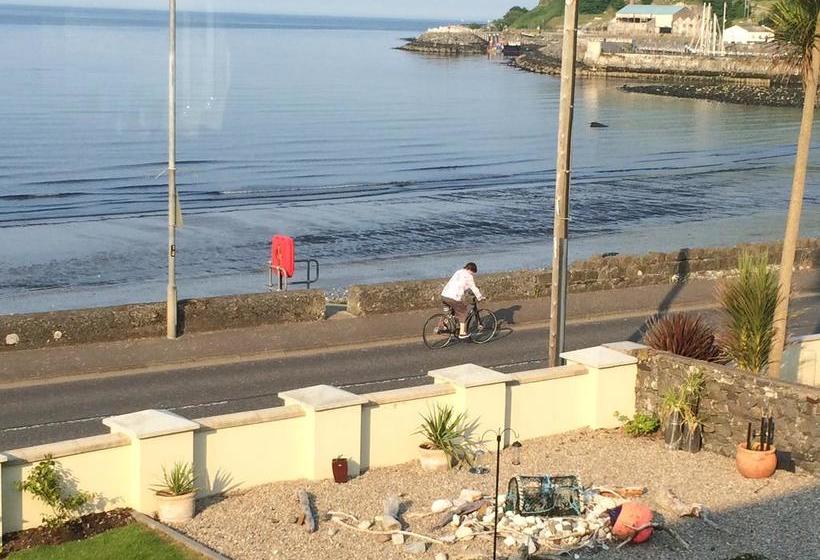 住宿加早餐  Water S Edge Glenarm Self Catering Apartments