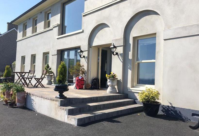 住宿加早餐  Water S Edge Glenarm Self Catering Apartments