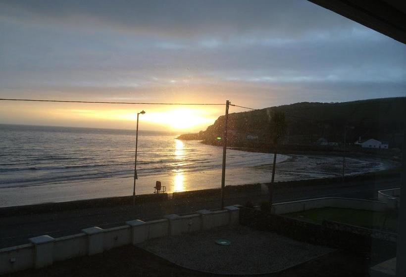 住宿加早餐  Water S Edge Glenarm Self Catering Apartments