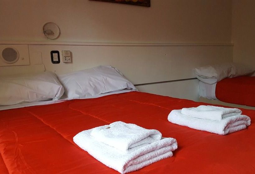 בית מלון כפרי Cels Andins