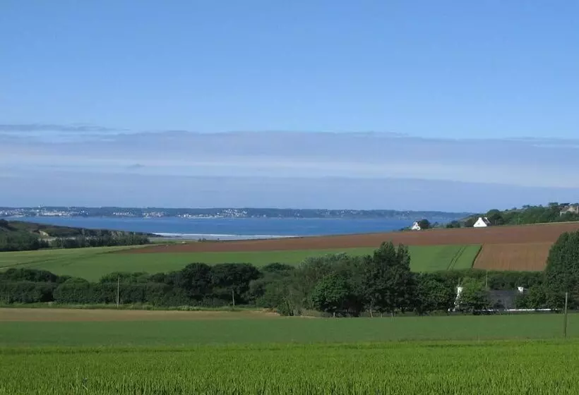 ベッドアンドブレックファースト Chambre D'hôtes Entre Mer Et Monts