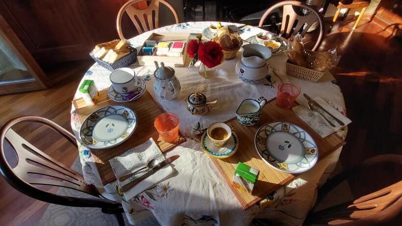 تختخواب و صبحانه Il Giglio D'oro