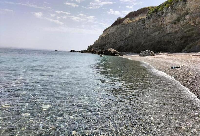 تختخواب و صبحانه L Antico Borgo