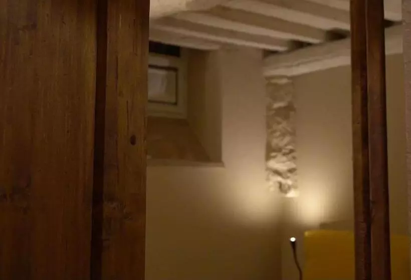 Aamiaismajoitus (B&B) Oberdan Ospitalita