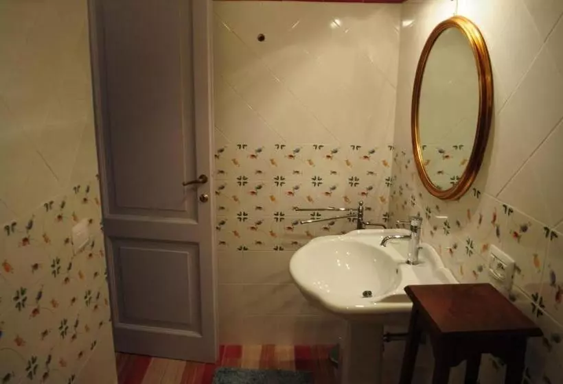 Aamiaismajoitus (B&B) Oberdan Ospitalita