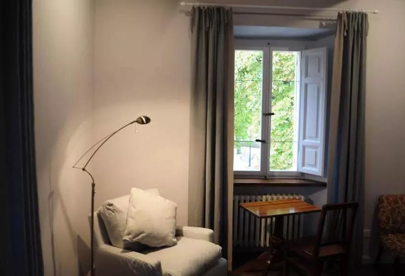 Aamiaismajoitus (B&B) Oberdan Ospitalita