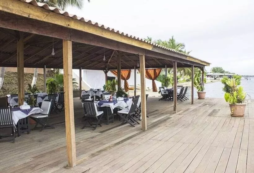 هتل Akwa Beach