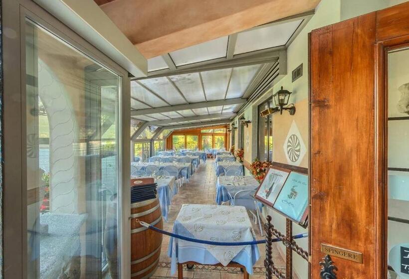 בית מלון כפרי Albergo Ristorante Conca Azzurra