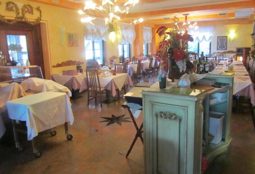 בית מלון כפרי Albergo Ristorante Conca Azzurra