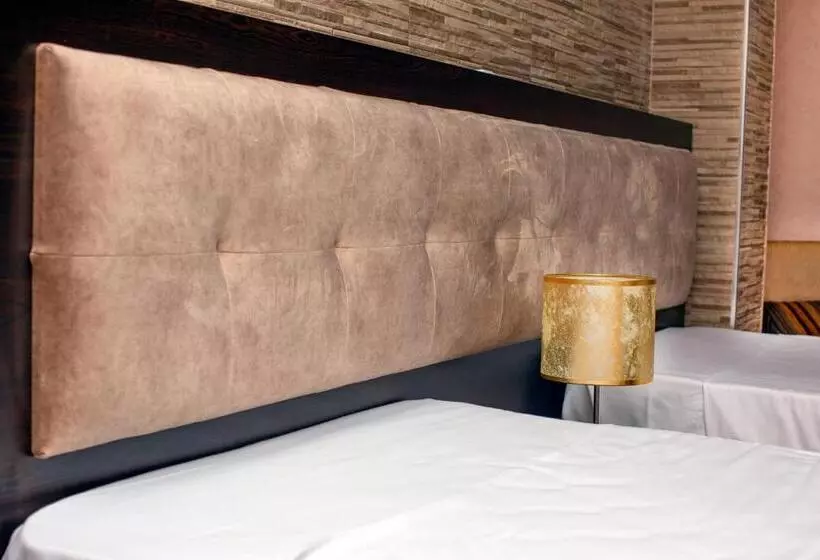 ホテル Fieri International