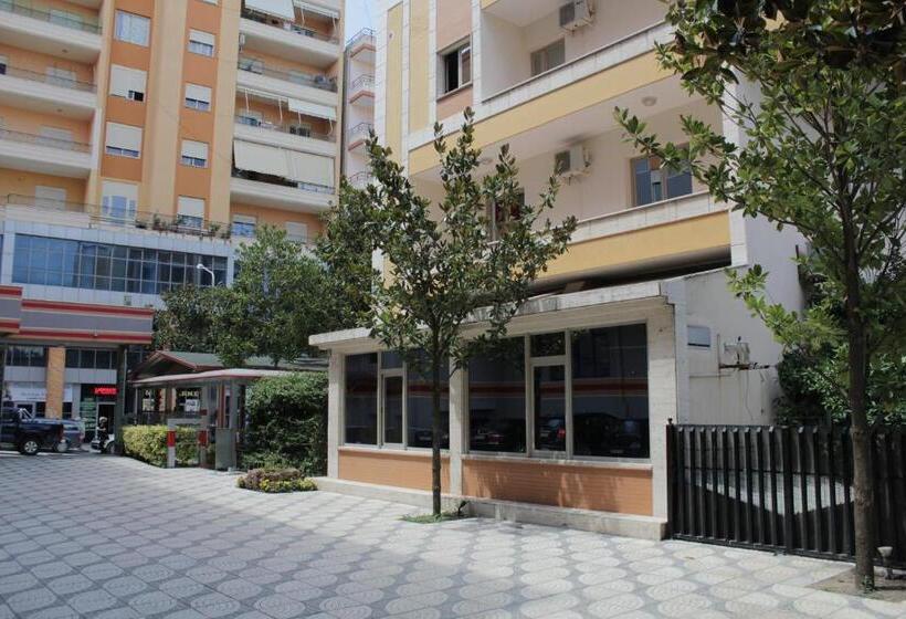 ホテル Fieri International